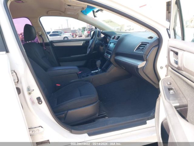 4S3BNAB64H3008873 Subaru Legacy 2.5i