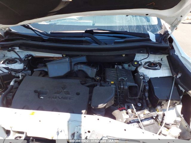 JA4AD2A32HZ054219 Mitsubishi Outlander Es