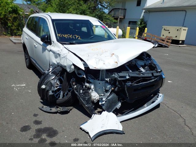JA4AD2A32HZ054219 Mitsubishi Outlander Es