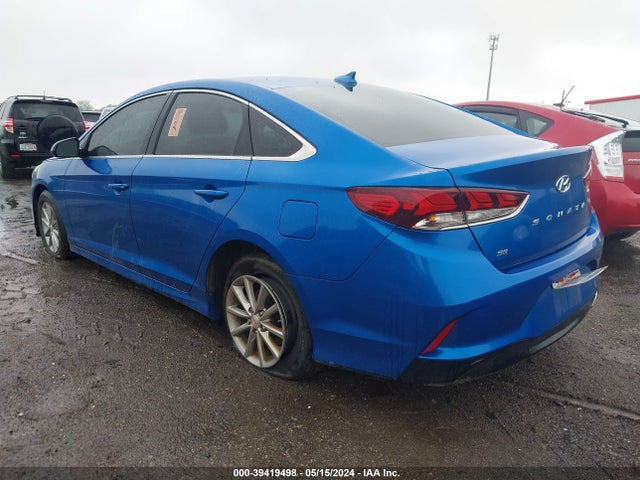 Hyundai SONATA SE 2018 5NPE24AF6JH625114 Image 3