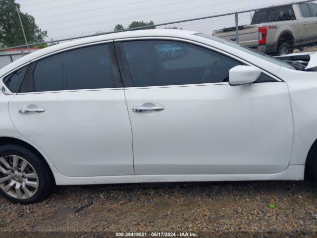1N4AL3AP6HN330111 Nissan Altima 2.5 S