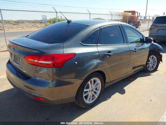 Ford FOCUS SE 2015 1FADP3F21FL204116 Image 4