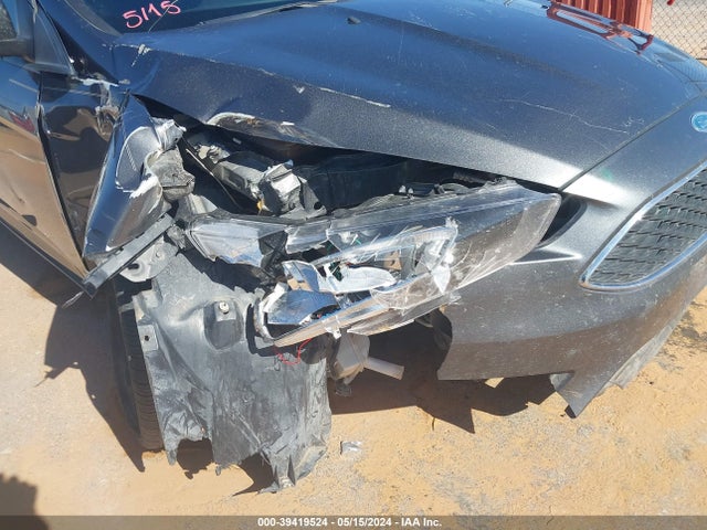Ford FOCUS SE 2015 1FADP3F21FL204116 Image 6
