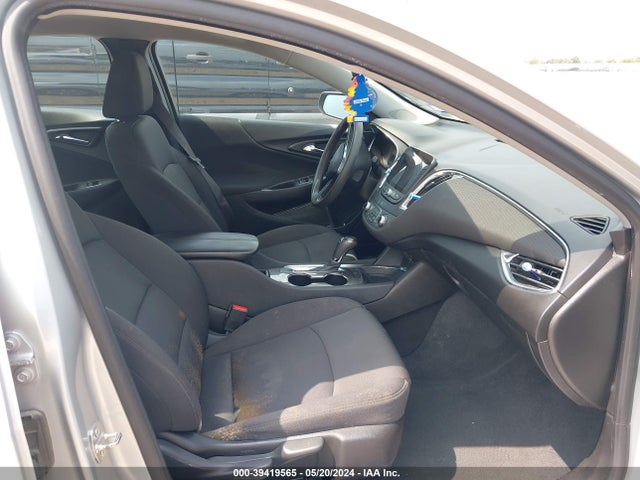 Chevrolet MALIBU LT 2019 1G1ZD5STXKF136158 Image 5