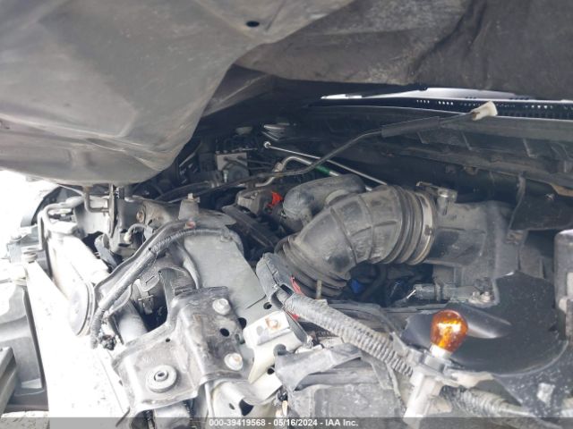 2HKRM4H3XEH711068 Honda CR-V LX