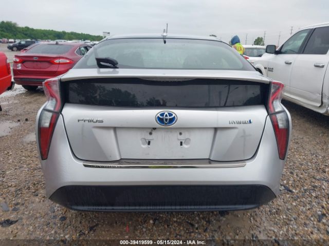 JTDKBRFU2G3509758 Toyota Prius Two