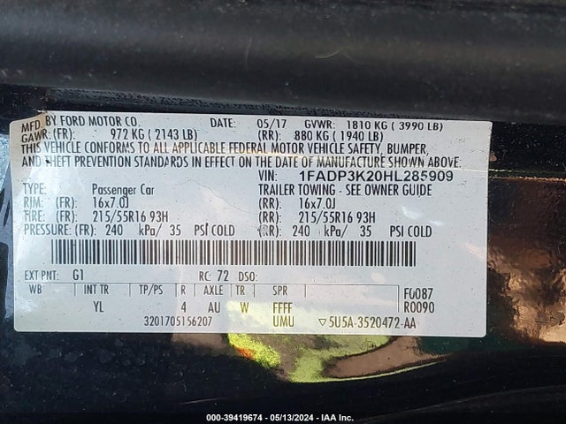 Ford FOCUS SE 2017 1FADP3K20HL285909 Image 9