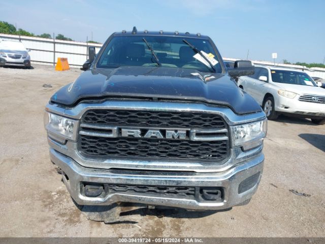 3C6UR5CL3NG351103 RAM 2500 Tradesman  4x4 6'4 Box