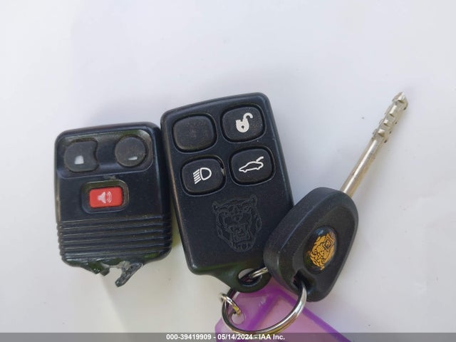 1998 JAGUAR XJ8 SAJKX624XWC838598 Photo 10