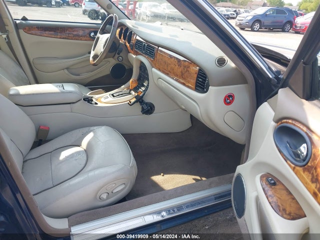 1998 JAGUAR XJ8 SAJKX624XWC838598 Photo 4