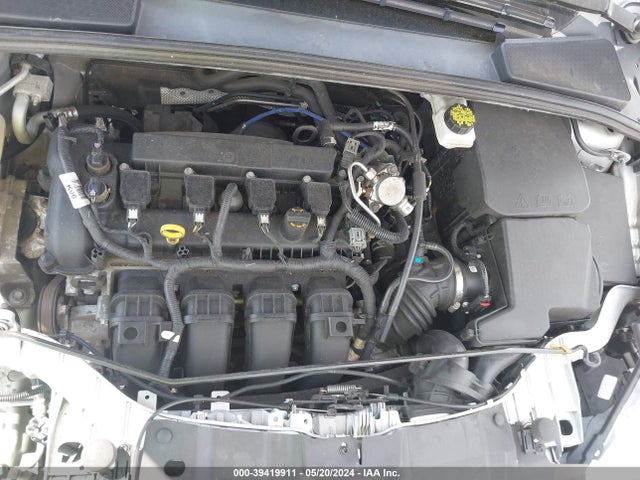 Ford FOCUS SE 2017 1FADP3F22HL336224 Image 10