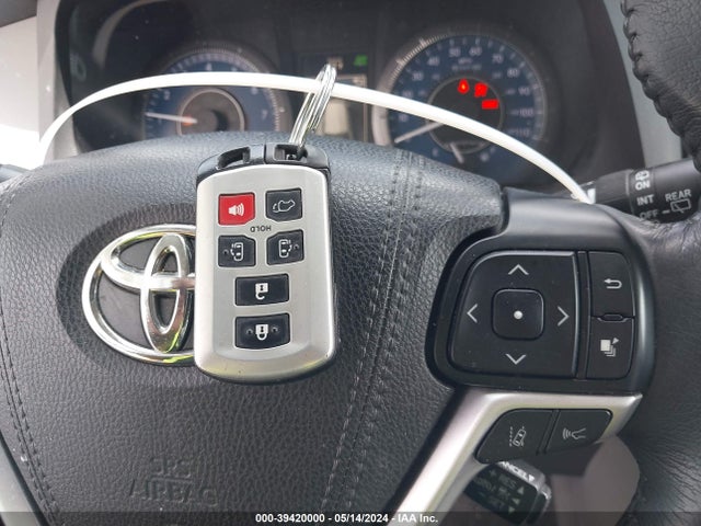 Toyota Sienna Xle 8 Passenger 2018 5TDYZ3DC9JS914924 Image 11