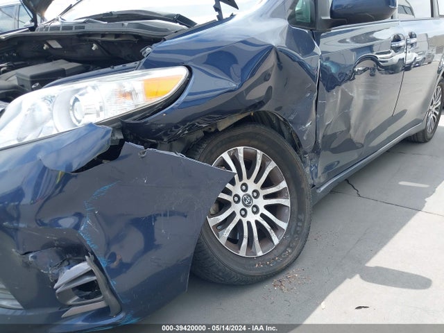Toyota Sienna Xle 8 Passenger 2018 5TDYZ3DC9JS914924 Image 6