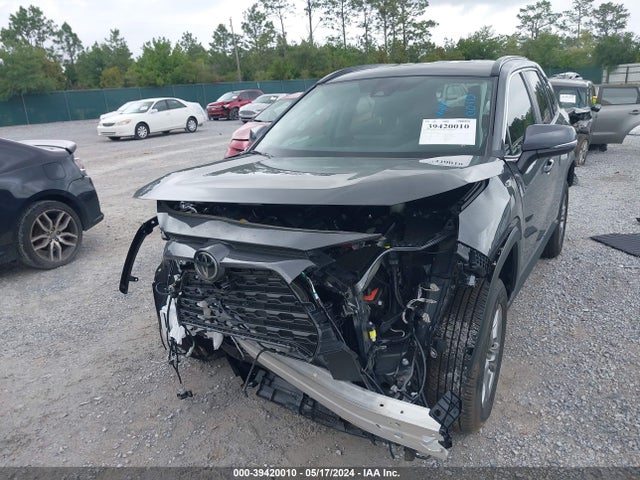 Toyota Rav4 Xle 2023 2T3W1RFV5PC242742 Image 2