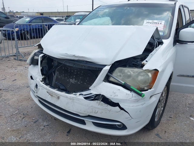2C4RC1BG8ER246578 Chrysler Town & Country Touring