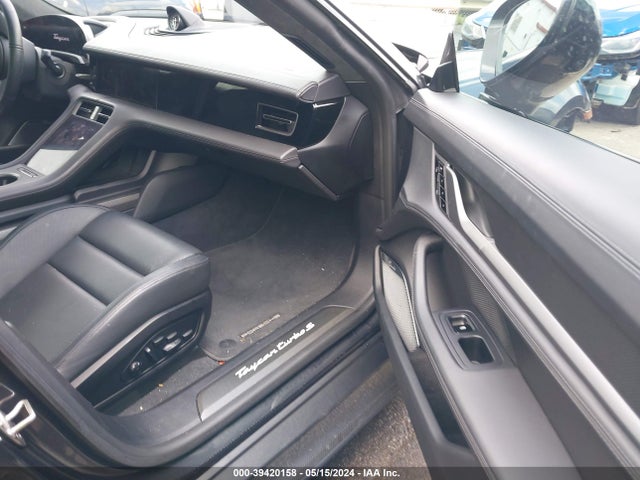 2020 PORSCHE TAYCAN WP0AC2Y17LSA71986 Photo 4
