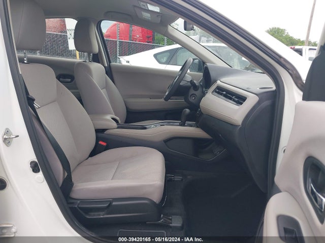 Honda HR-V LX 2018 3CZRU5H3XJM703217 Image 5
