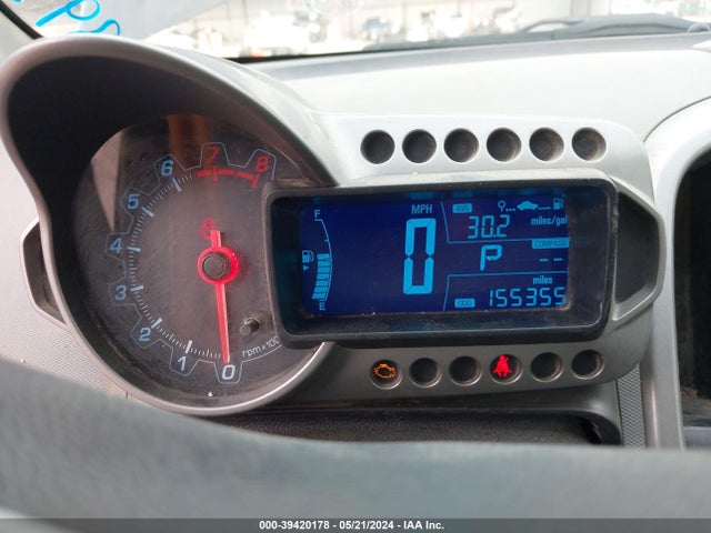 Chevrolet Sonic Lt Auto 2015 1G1JC5SH1F4203744 Image 7