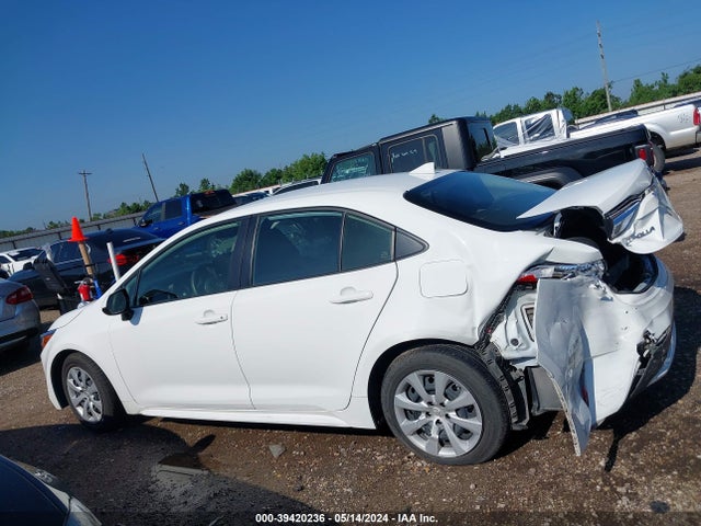 Toyota COROLLA LE 2022 JTDEPMAE9N3017419 Image 14