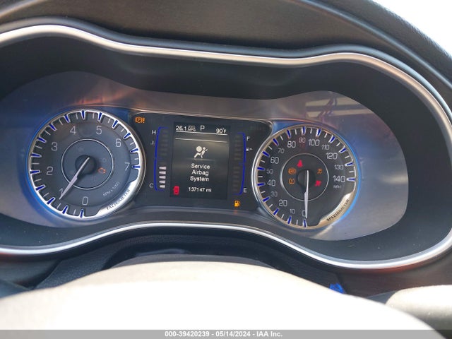 Chrysler 200 Limited 2015 1C3CCCAB9FN633277 Image 7