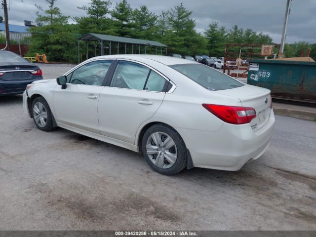 4S3BNAA61F3007100 Subaru Legacy 2.5i