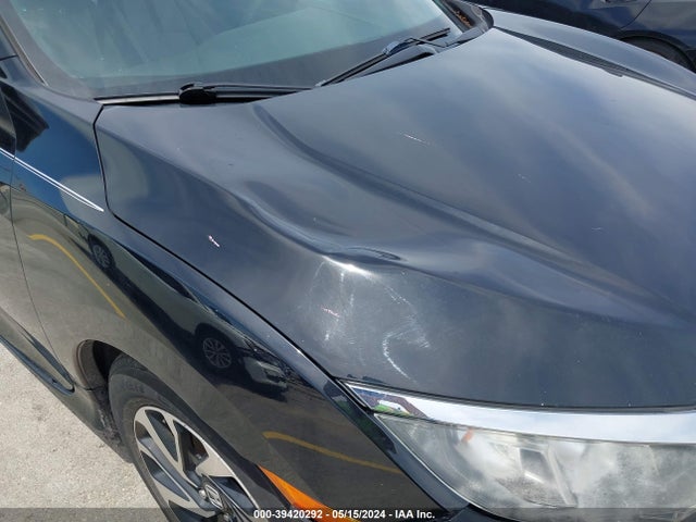 Honda Civic Lx 2017 2HGFC4B51HH311060 Image 18