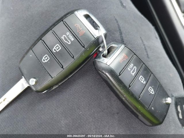 5XXGT4L33JG266955 KIA Optima Lx