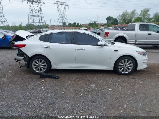 5XXGT4L33JG266955 KIA Optima Lx
