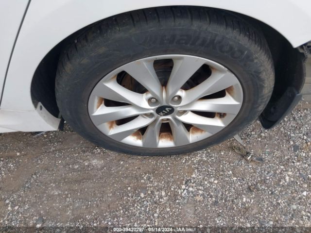 5XXGT4L33JG266955 KIA Optima Lx