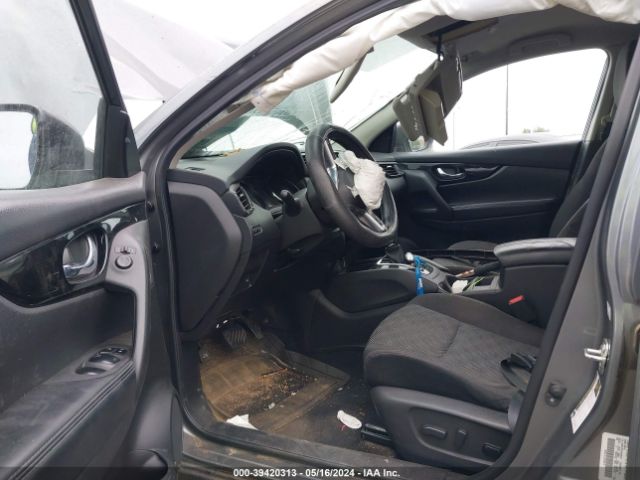 JN1BJ1CP2JW165019 Nissan Rogue Sport Sv