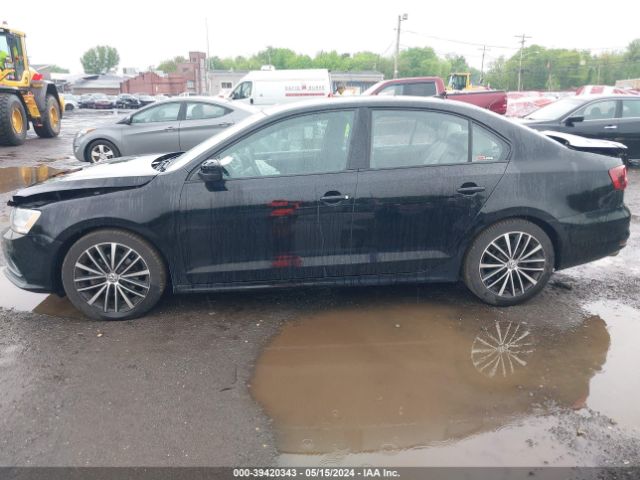 3VWD17AJ6GM292983 Volkswagen Jetta 1.8t Sport