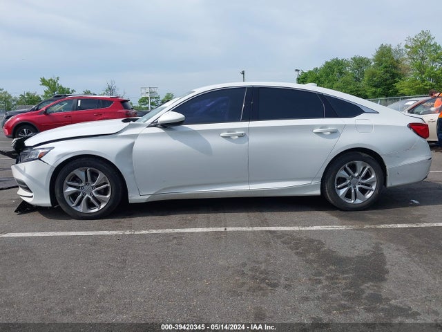 Продажа на аукционе авто 2018 Honda Accord Lx, vin: 1HGCV1F15JA261626, номер лота: 39420345