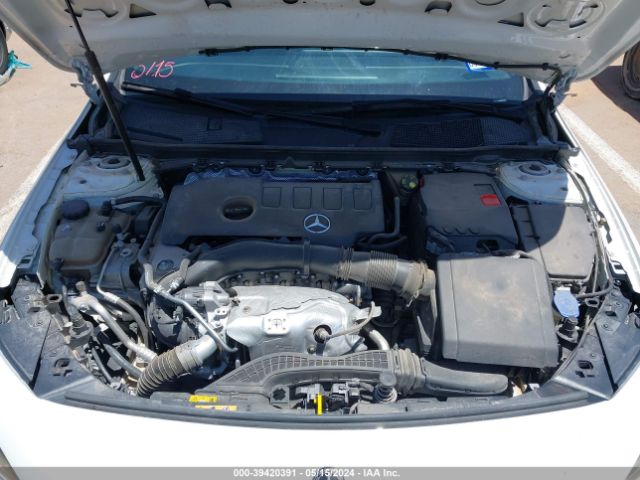 WDD3G4FB1KW023690 Mercedes-Benz A 220 4matic