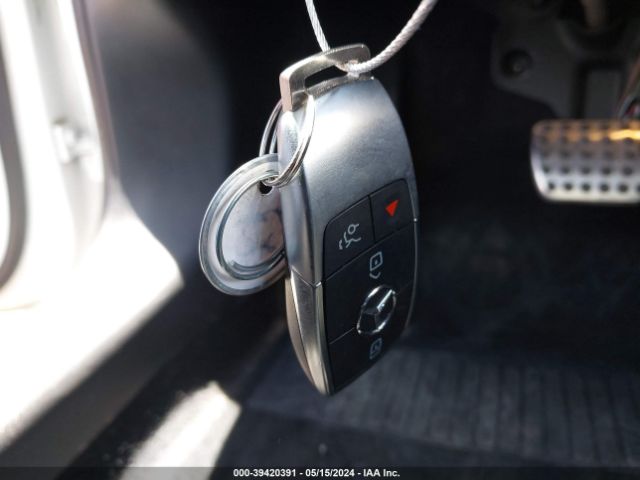 WDD3G4FB1KW023690 Mercedes-Benz A 220 4matic