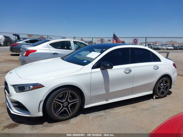 WDD3G4FB1KW023690 Mercedes-Benz A 220 4matic