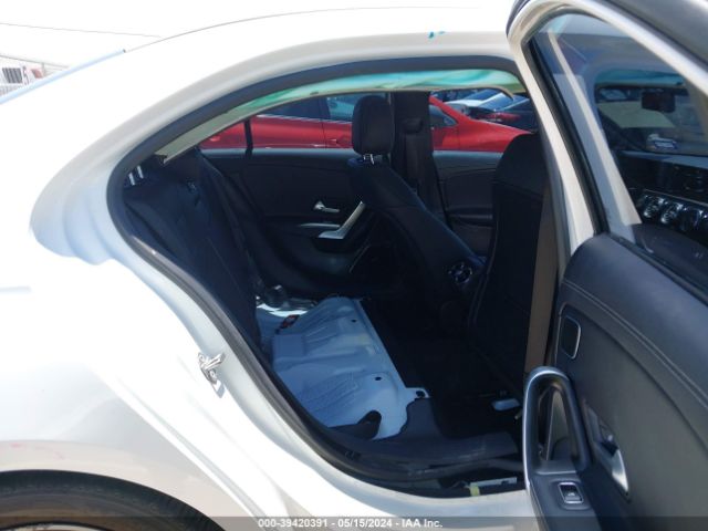 WDD3G4FB1KW023690 Mercedes-Benz A 220 4matic