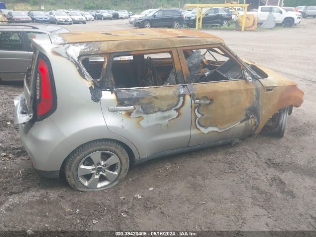 KNDJN2A24K7022482 KIA Soul