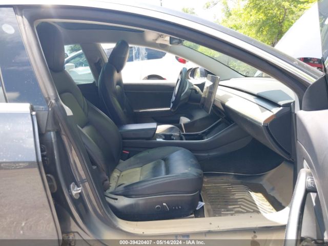 5YJ3E1EA2LF645700 Tesla MODEL 3