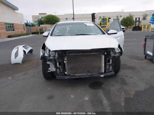 5NPE24AF7GH383880 Hyundai SONATA SE