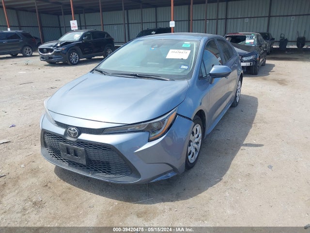 Toyota COROLLA LE 2022 5YFEPMAE5NP279865 Image 2