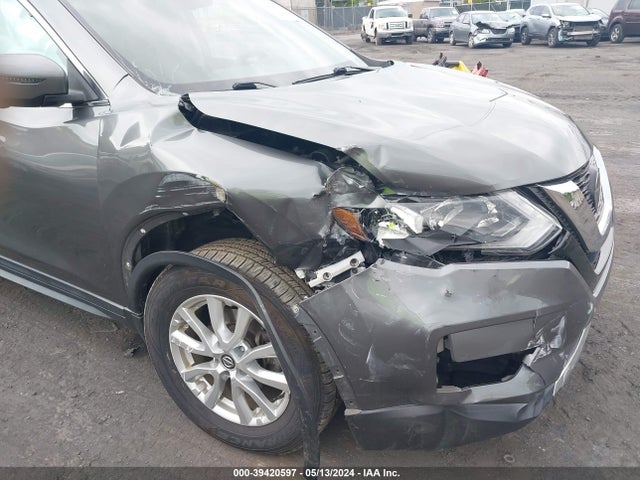 Nissan ROGUE SV 2018 5N1AT2MV6JC838199 Image 6