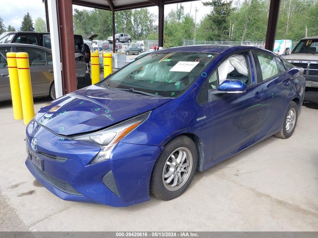 Toyota Prius Two 2016 JTDKBRFU2G3521652 Image 2