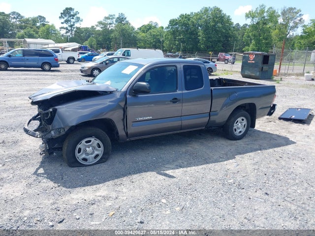 Toyota Tacoma 2014 5TFTX4CN8EX045855 Image 2