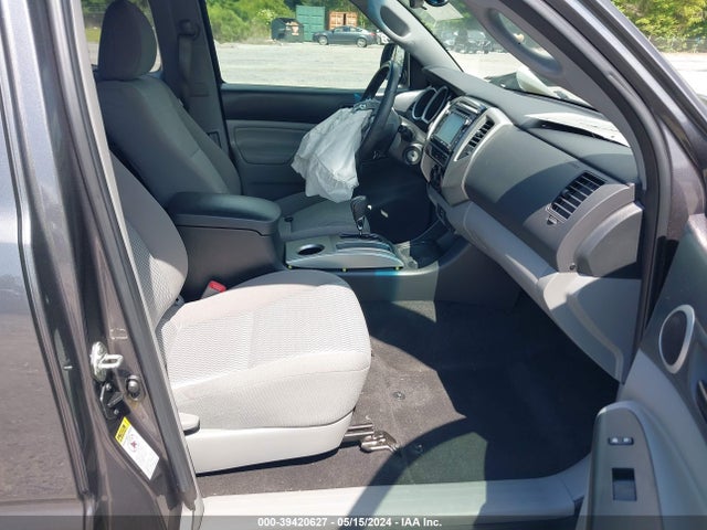 Toyota Tacoma 2014 5TFTX4CN8EX045855 Image 5