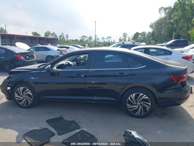 3VWE57BU1MM000640 Volkswagen Jetta 1.4t Sel