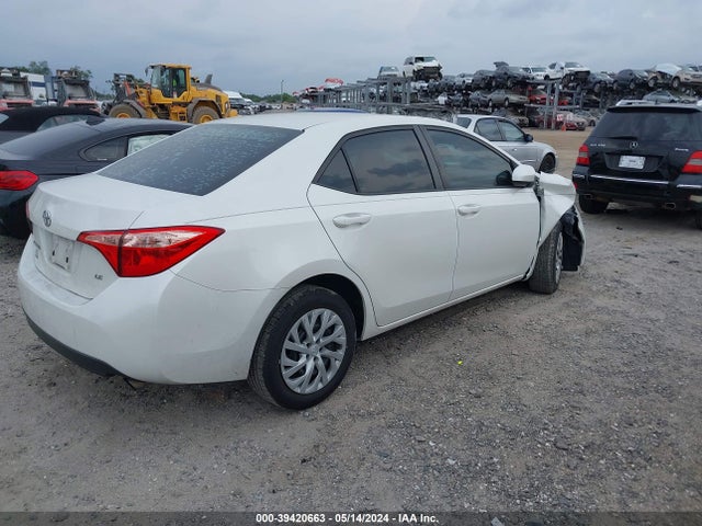 Toyota COROLLA LE 2019 5YFBURHE2KP914826 Image 4