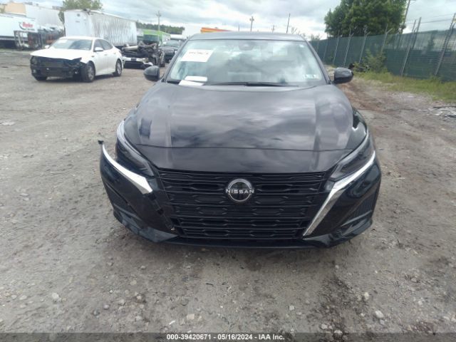 1N4BL4DW6RN305529 Nissan Altima Sv Intelligent Awd