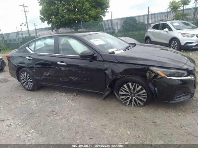 1N4BL4DW6RN305529 Nissan Altima Sv Intelligent Awd