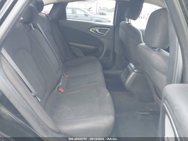1C3CCCAB5FN714860 Chrysler 200 Limited