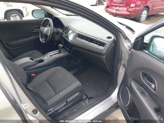 3CZRU6H50NM754108 Honda Hr-v Awd Ex